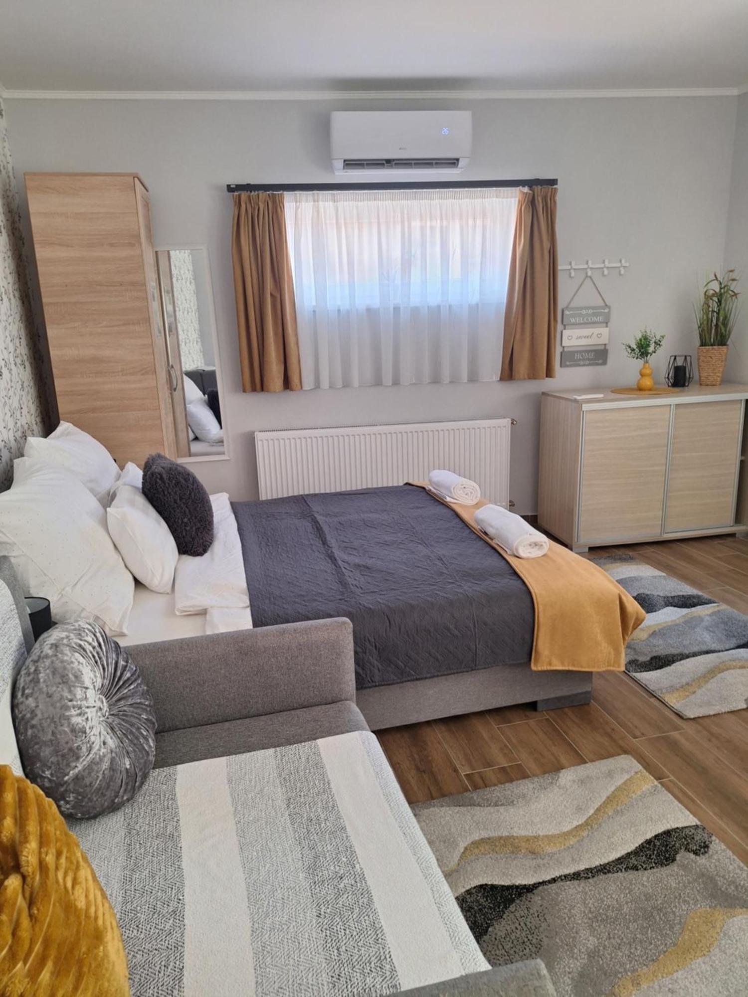 Varfal Apartman Eger Zewnętrze zdjęcie