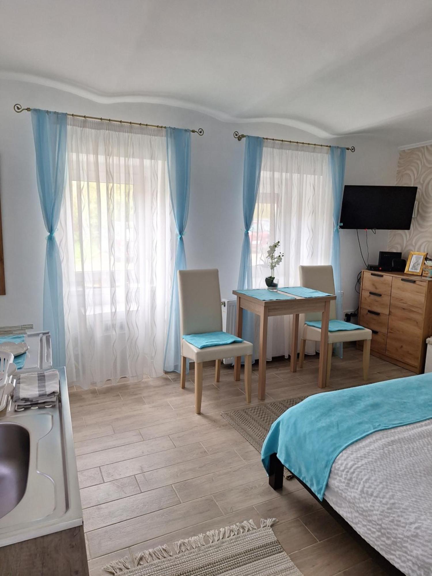 Varfal Apartman Eger Zewnętrze zdjęcie